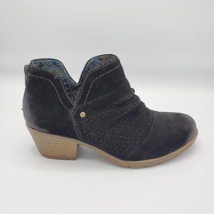 NEW Earth Origins Amanda Perforated Suede Boot 8.5